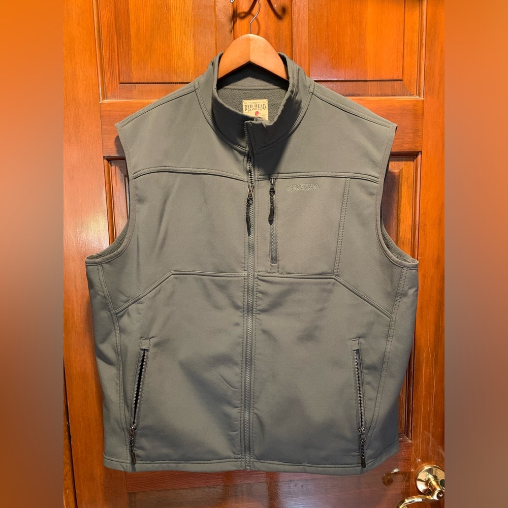 Men's Gray Softshell Vest